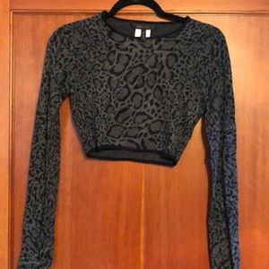 Super cute crop top sweater!